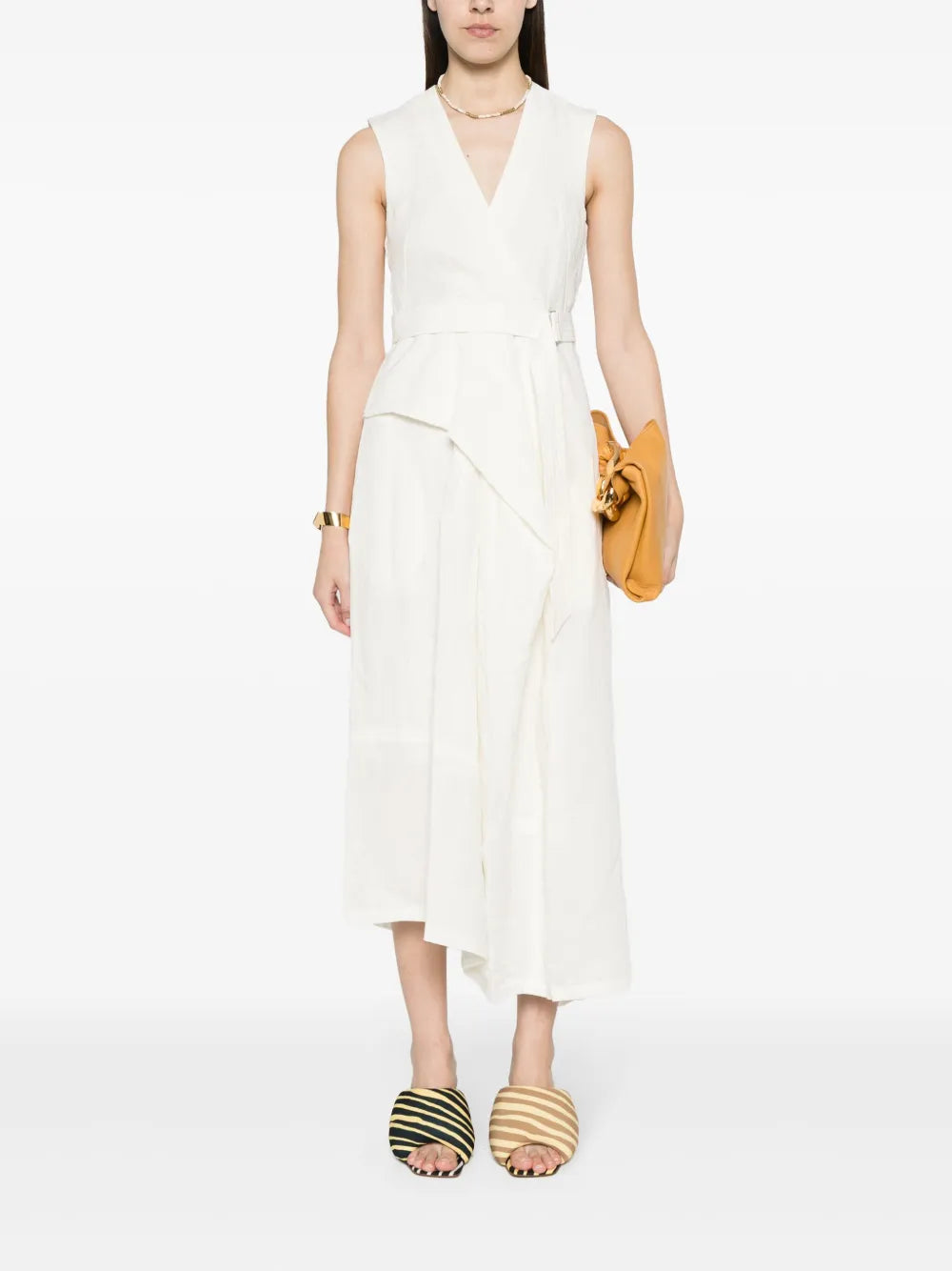 Daikuta Linen Maxi Dress
