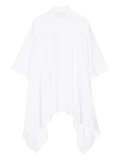 Button-Fastening Asymmetric Top