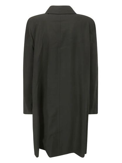 Oversized-Collar Single-Breasted Collar