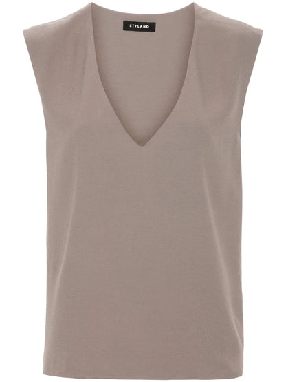 Sleeveless Crepe Blouse