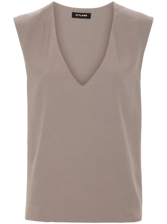 Sleeveless Crepe Blouse