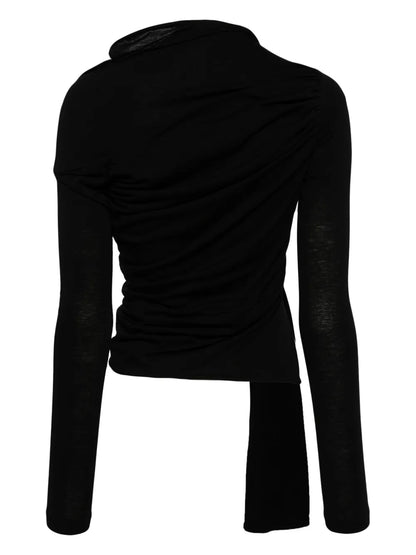 Asymmetric Cut-Out Top