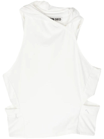 Asymmetric Cut-Out Top
