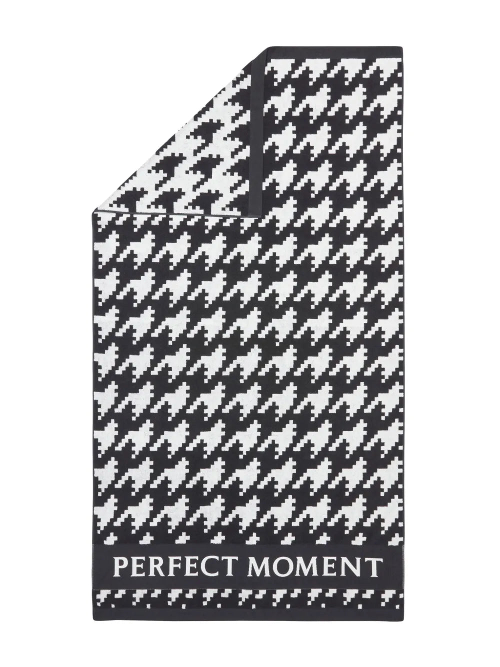 Houndstooth-Print Beach Towel