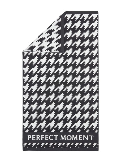 Houndstooth-Print Beach Towel