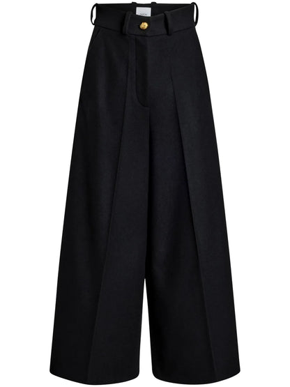 Wide-Leg Jeans