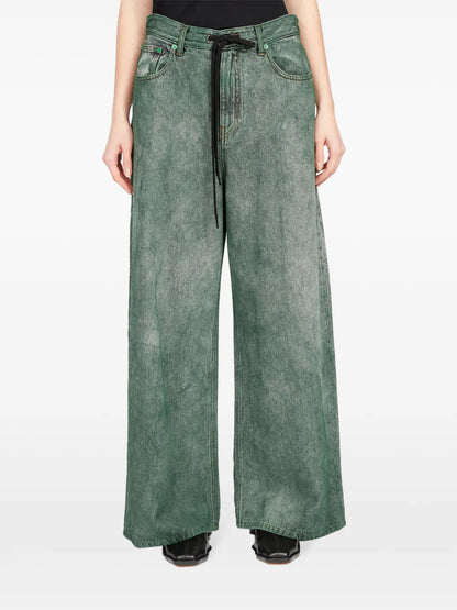 Wide-Leg Jeans