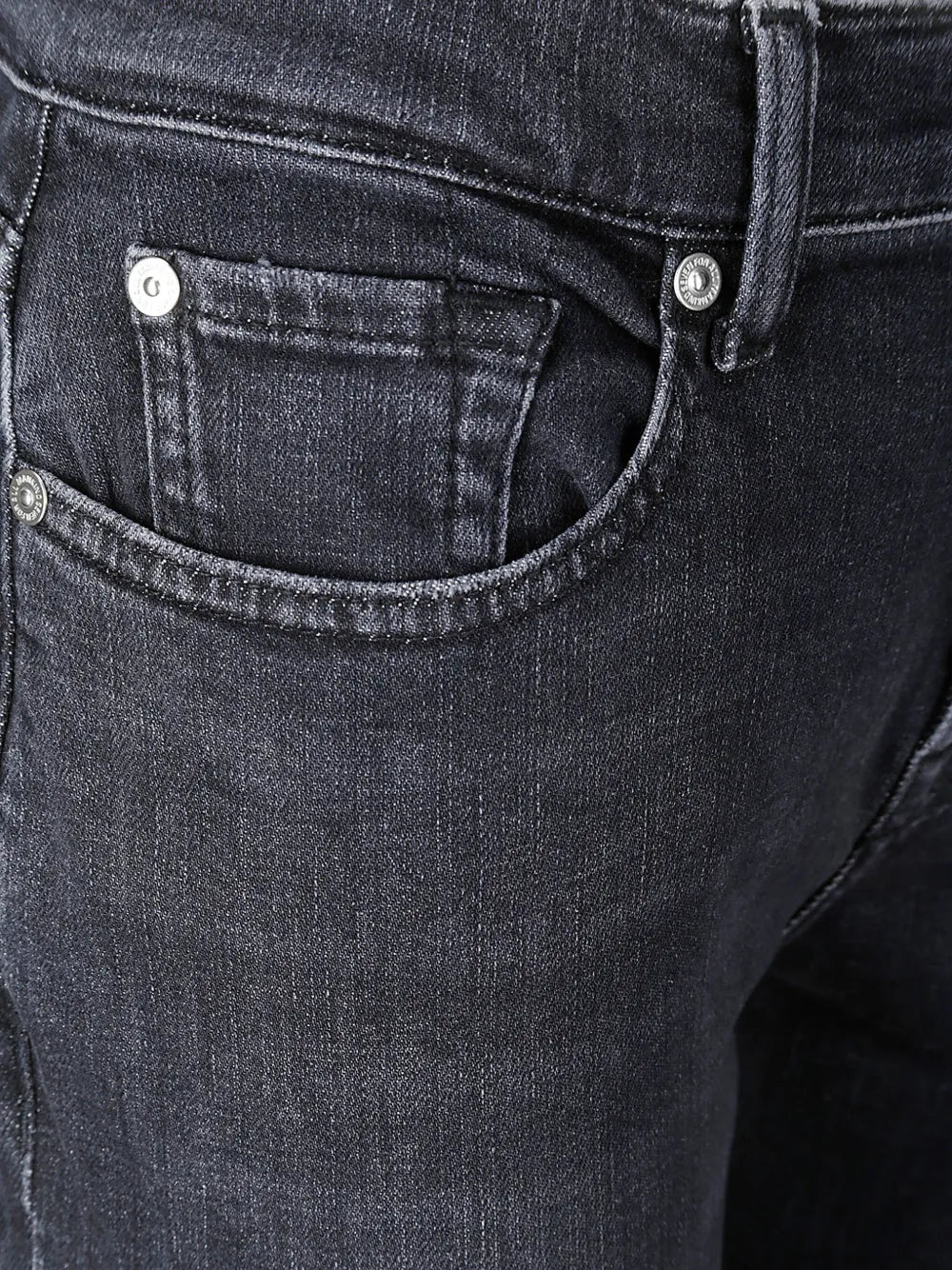 Relaxed Skinny Slim Jeans