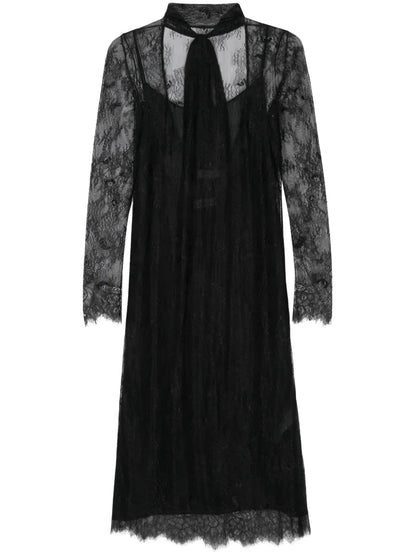 Chantilly-Lace Maxi Dress