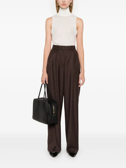 Delicate Statements Top