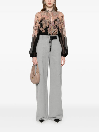 Illustration Billow Blouse