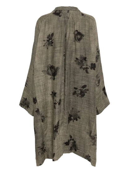 Stand-Collar Back-Pleated Coat