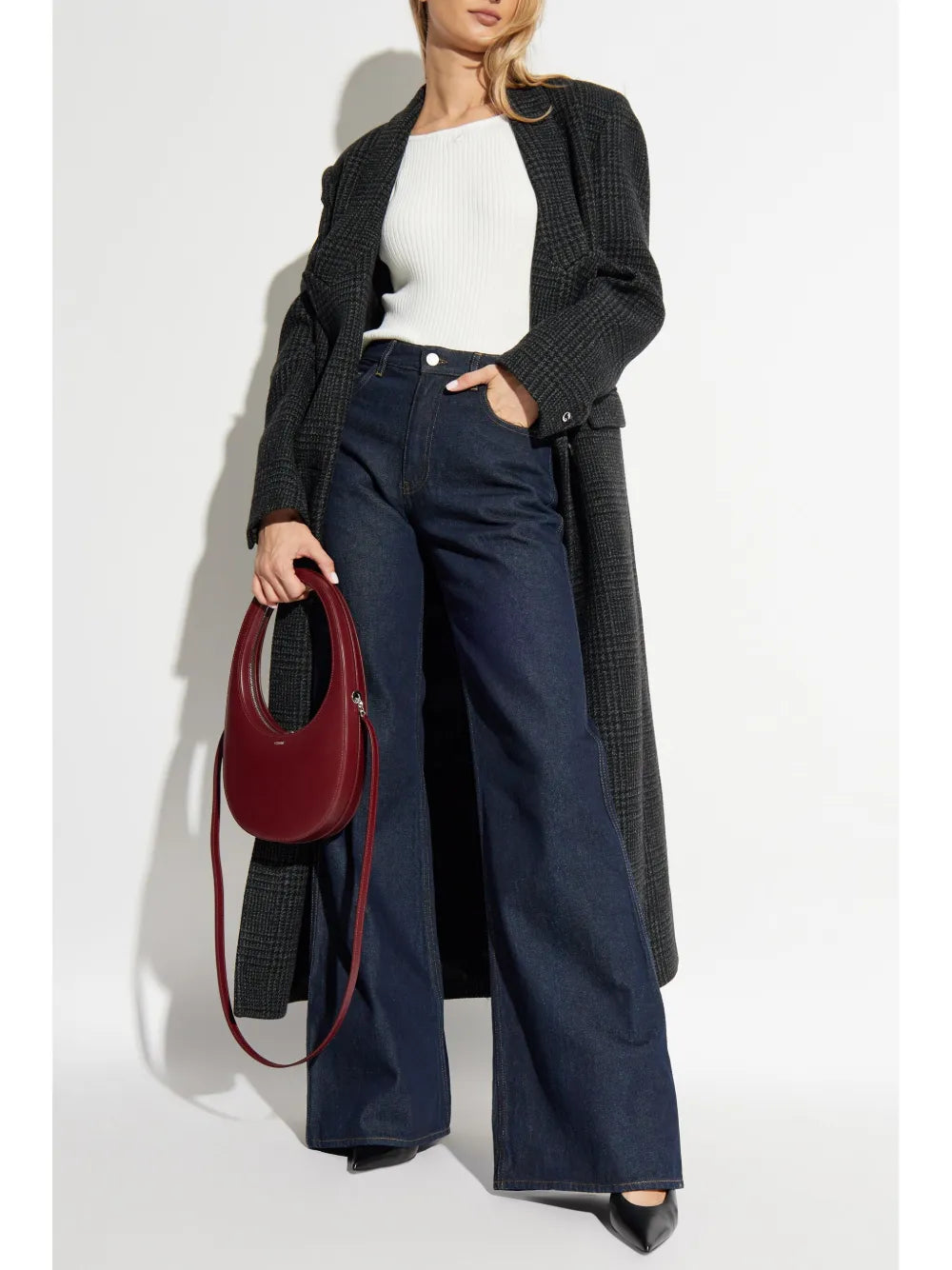Wide-Leg Jeans