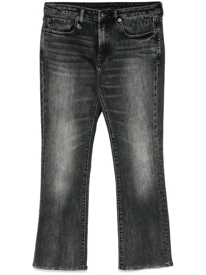Kick-Fit Jeans