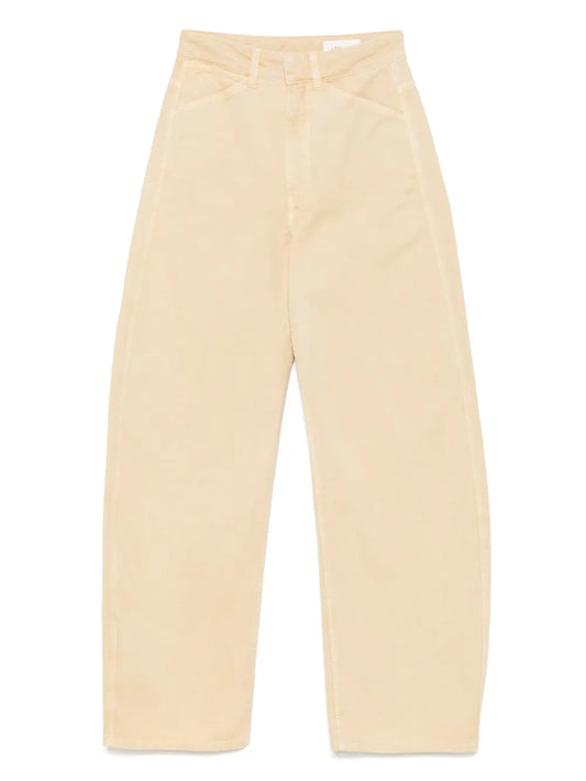 High-Waisted Curved Jeans