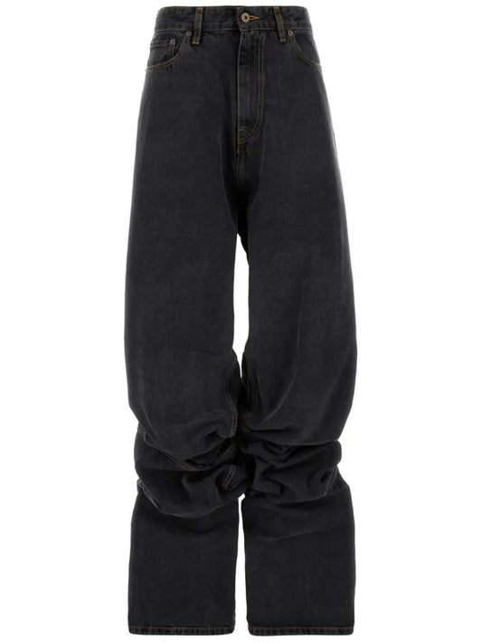 Wide-Leg Jeans