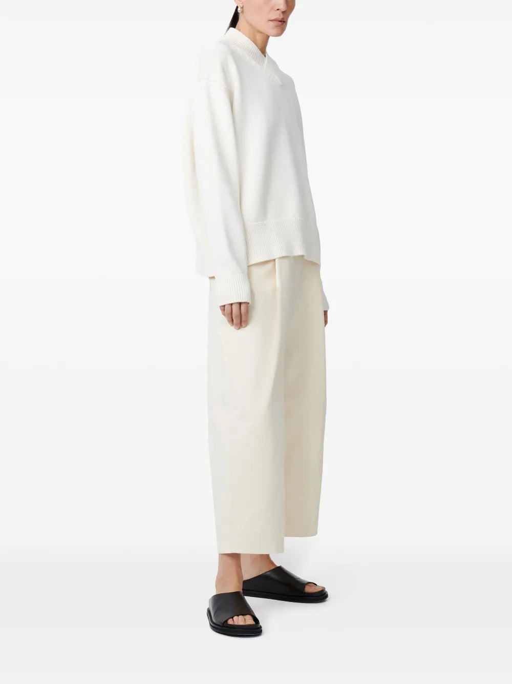 Nohwe Sweater