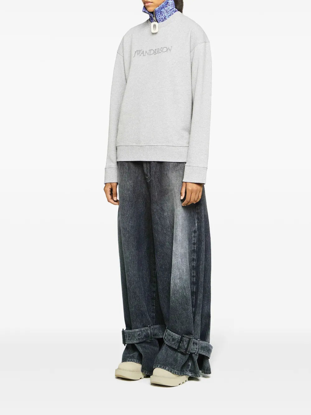 Logo-Embroidered Sweatshirt
