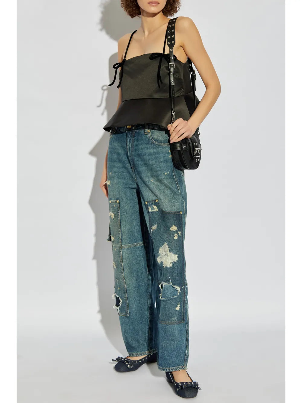 Cargo-Pocket Wide-Leg Jeans