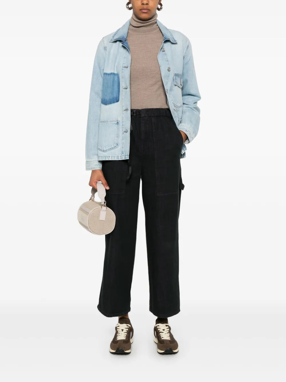 Wide-Leg Jeans