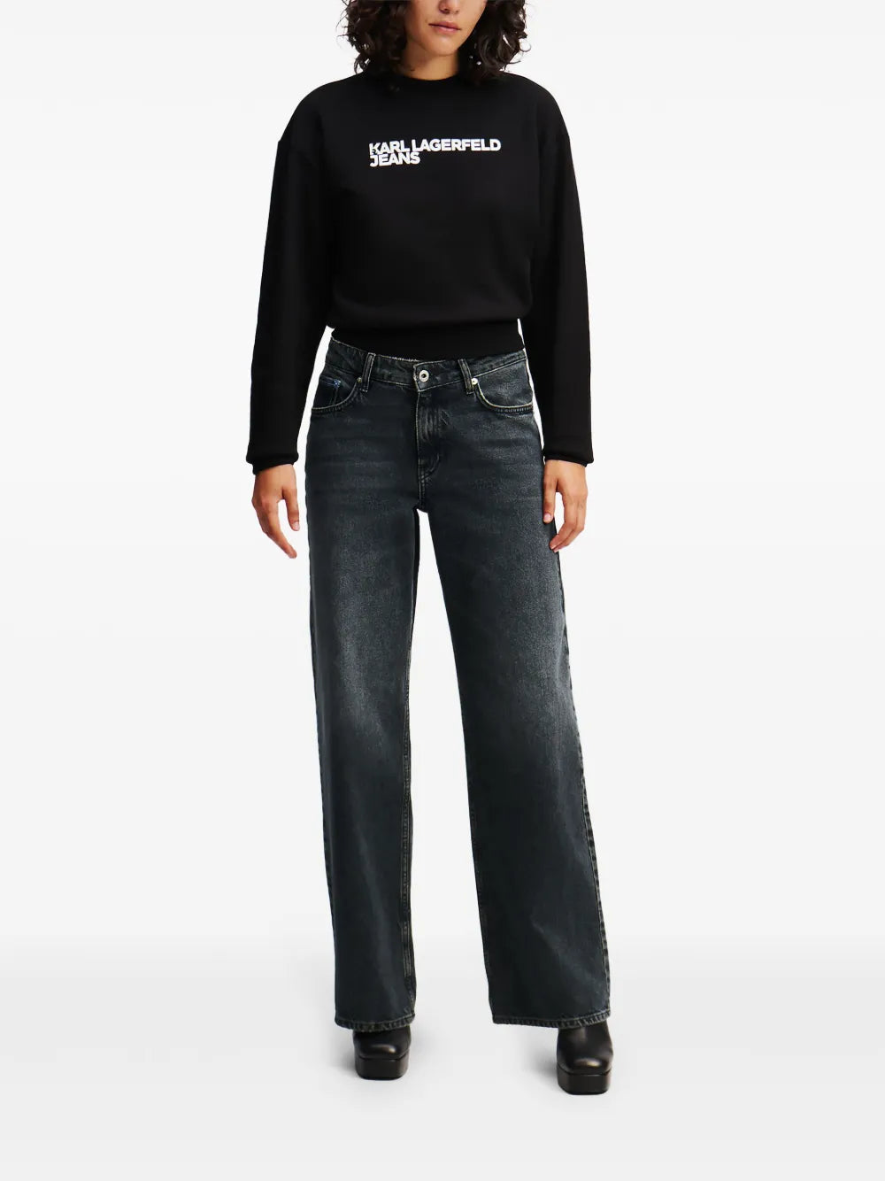 Mid-Rise Relaxed Jeans