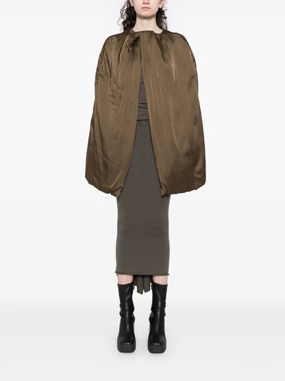 Masto Cape