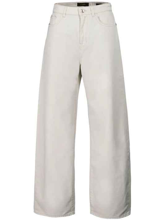 Wide-Leg Jeans