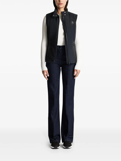 Naomi Gilet