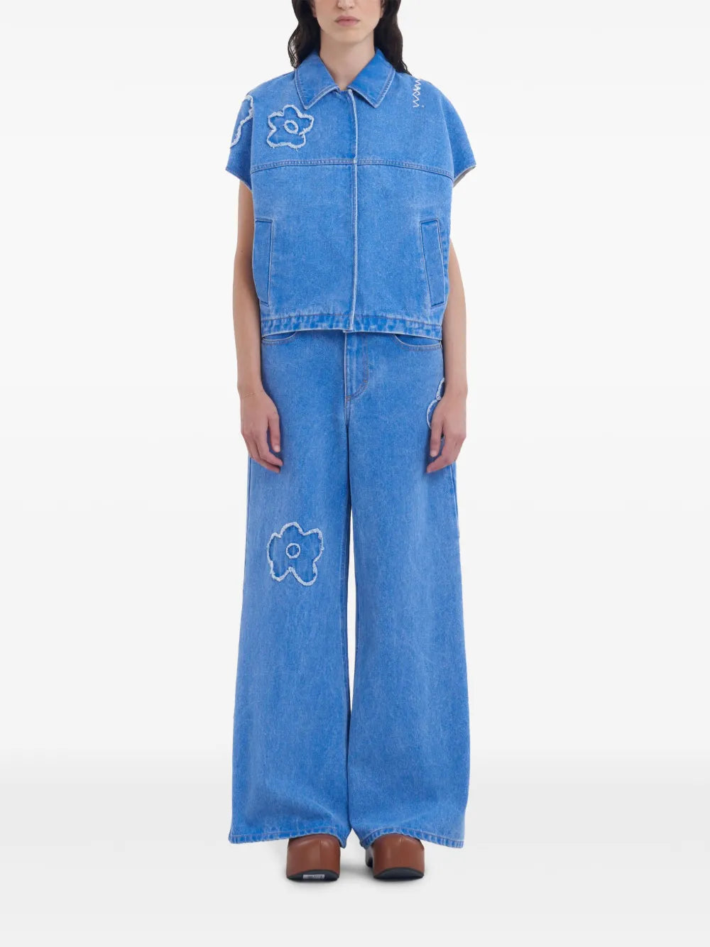 Wide-Leg Jeans