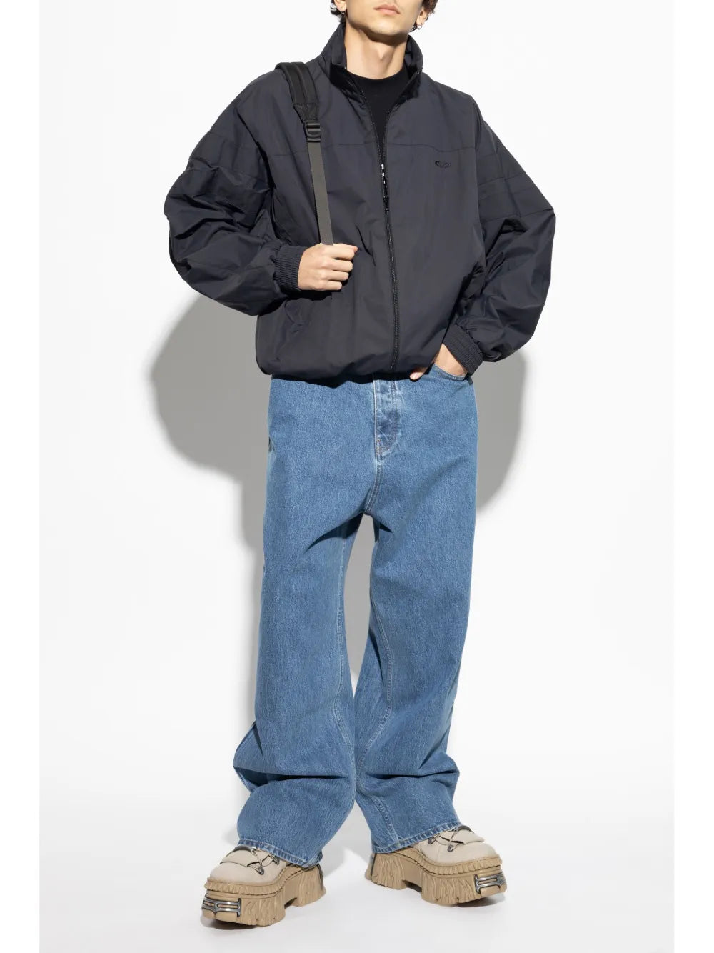 Logo-Stitch Wide-Leg Jeans