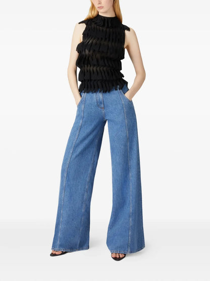 High-Waisted Jeans