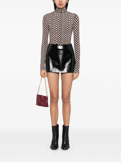 Base Layered Top