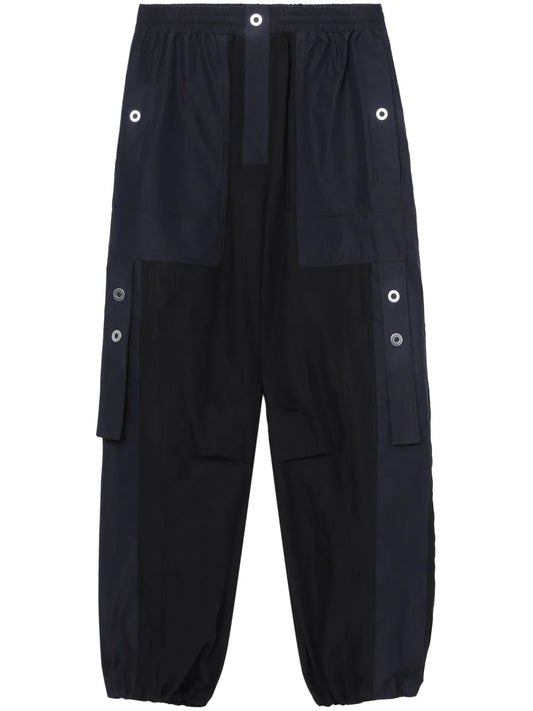 Contrasting-Pocket Trousers