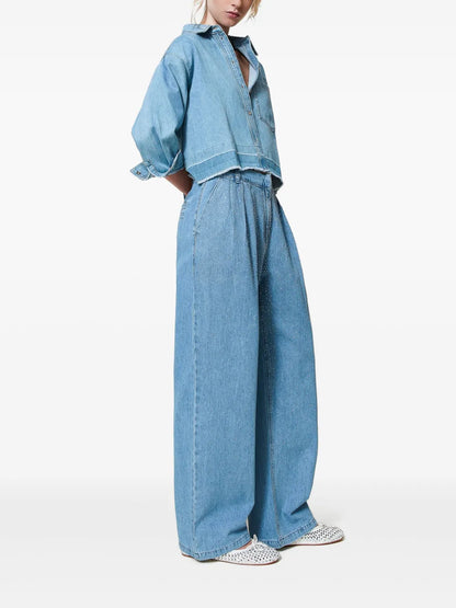 Pleat-Detail Wide-Leg Jeans