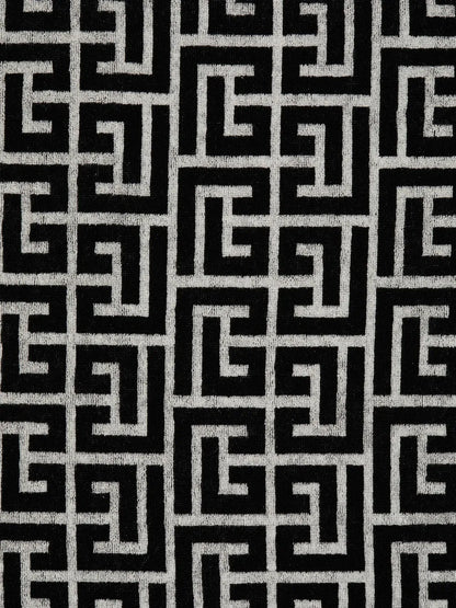 Pb Labyrinth-Print Beach Towel