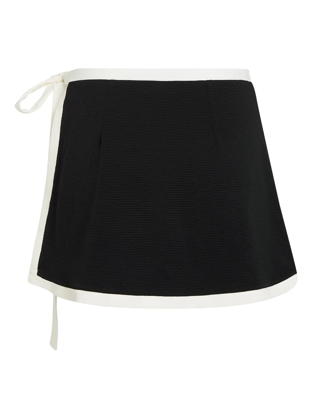Tie-Fastening Pareo