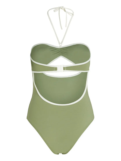 Hotel Karl One Piece