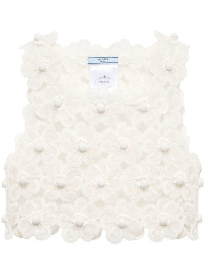Daisy-Embroidery Top