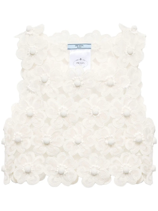 Daisy-Embroidery Top
