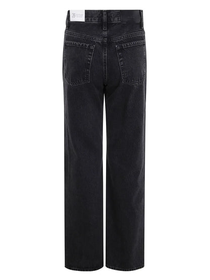 High-Waist Jeans