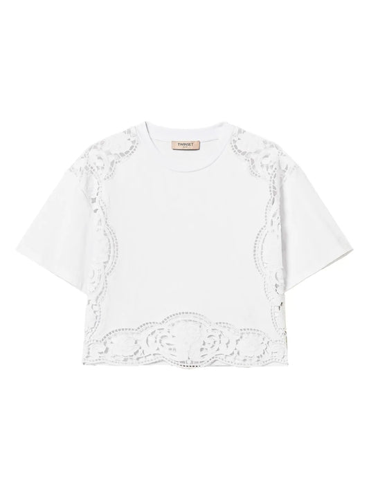 Broderie-Anglaise Blouse