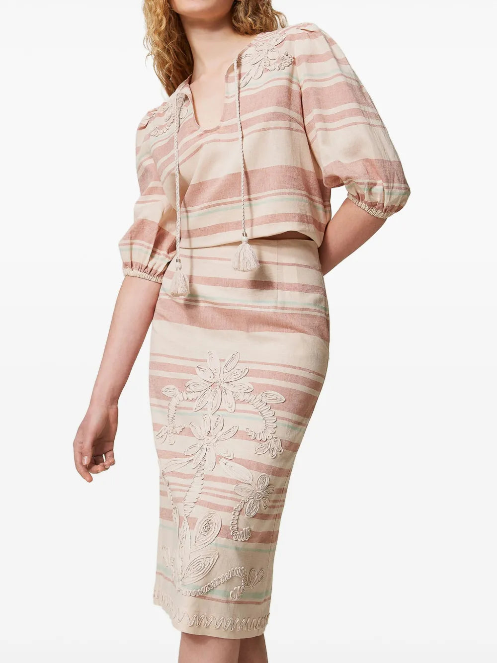 Embroidered Striped Pencil Skirt