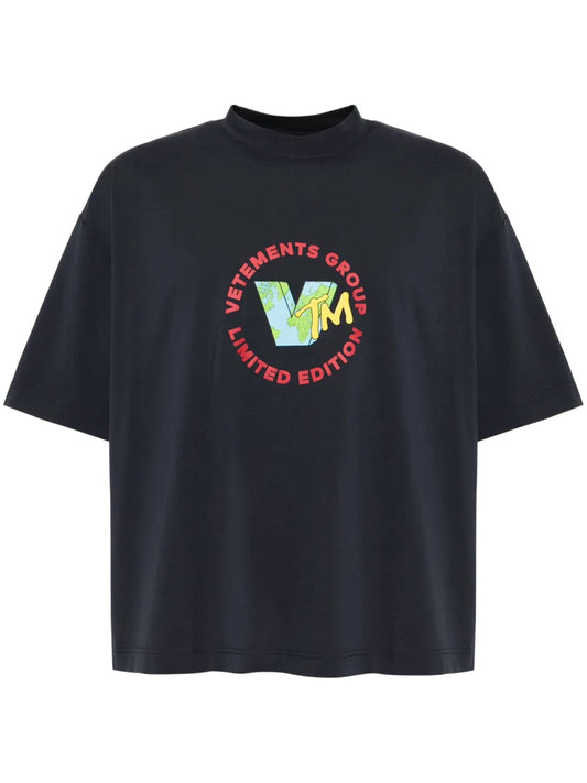 Graphic-Print T-Shirt