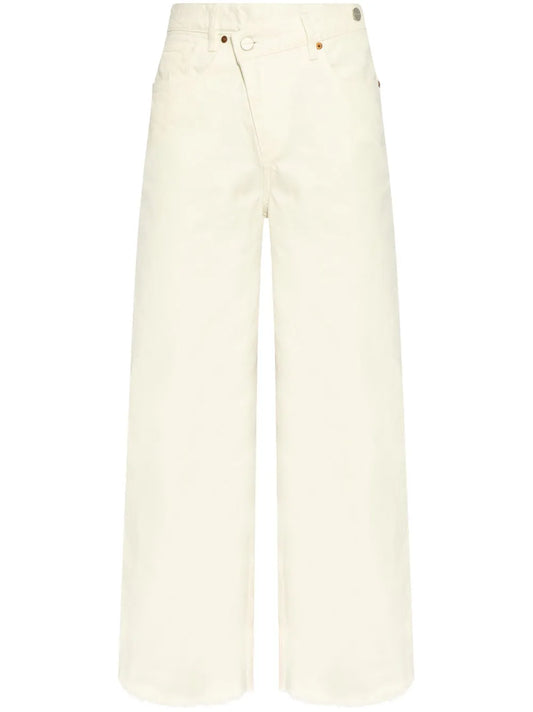 Aki Jeans