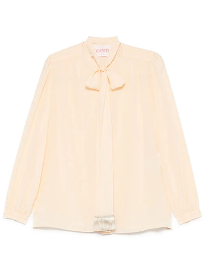 Attached-Scarf Shirt