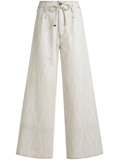 Flared Jeans