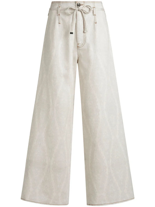 Flared Jeans