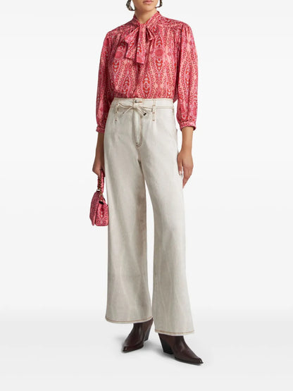 Flared Jeans