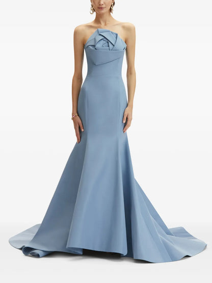 Rose-Motif Trumpet Gown
