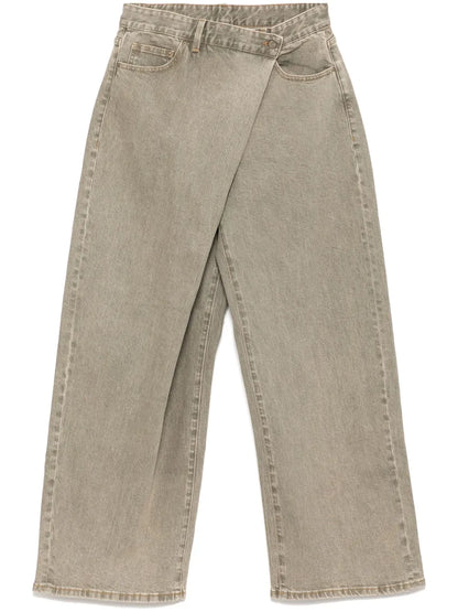 Wide-Leg Jeans